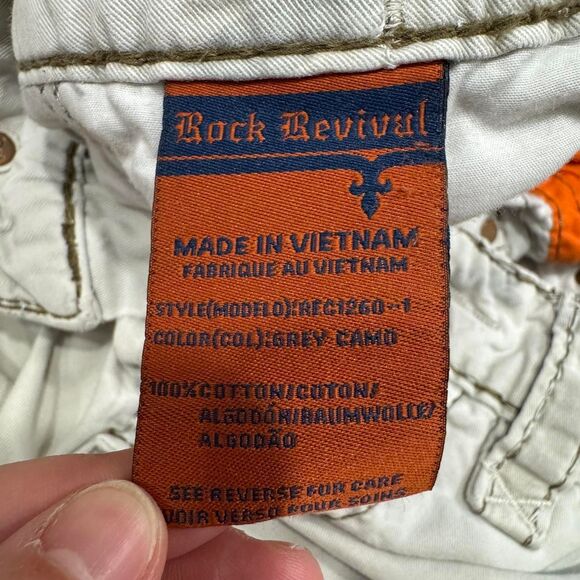 Rock Revival Cargo Shorts Men’s 29 Grunge Skater Grey Camo Embroidered Goth - Picture 7 of 8